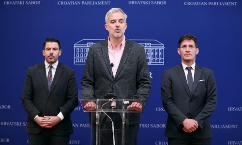 Desna oporba: Schengen je ostao mrtvo slovo na papiru