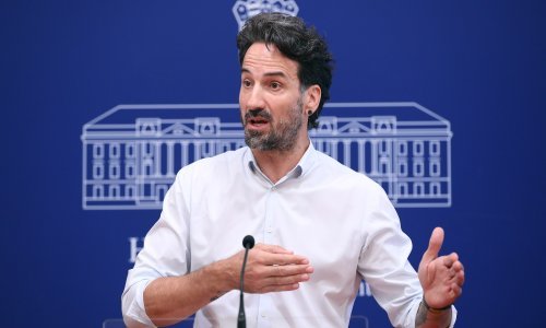 Miletić: Neki zarađuju Ferrarije na krađi naših građana