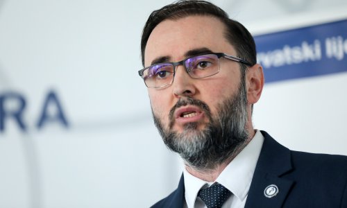 Liječnička komora traži što brže ukidanje 'robovlasničkih' ugovora specijalizanata