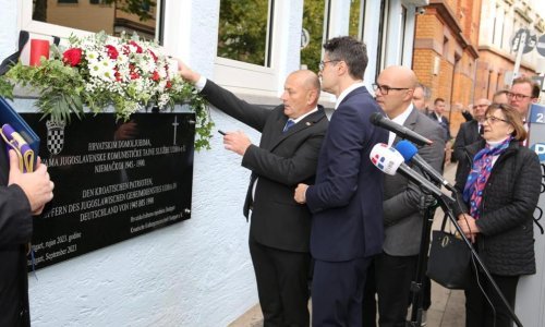 Tomo Medved u Stuttgartu otkrio spomen ploču žrtvama UDBA-e