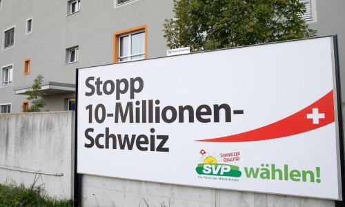 Očekuje se pobjeda desničarskih populista na izborima za švicarski parlament