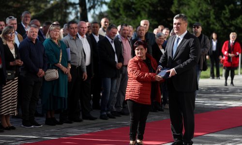 Uz snažnu poruku, Milanović odlikovao 164 dobrovoljna darivatelja krvi