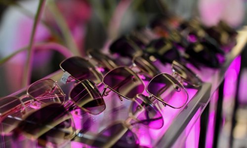 Uz najnovije modele sunčanih naočala izgledat ćete kao lice s naslovnice