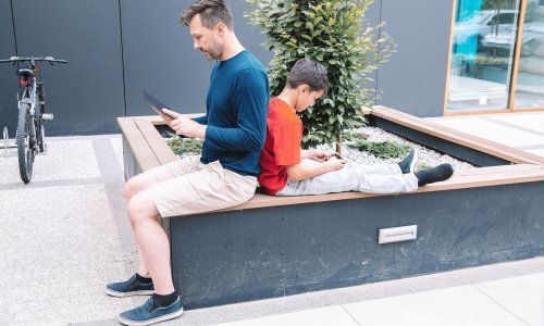 Znakovi ovisnosti: 'Mladi između 16 i 24 godine su na internetu sedam sati dnevno'