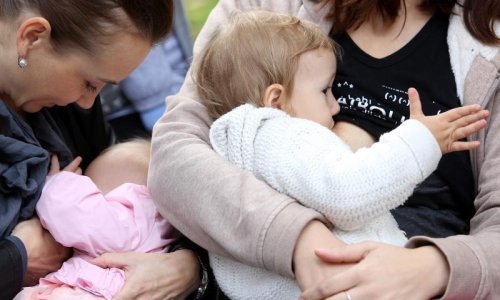 Nijemci nemaju ništa protiv dojenja na javnom mjestu