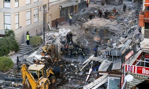 U rušenju zgrade na Kanarima petero mrtvih, dvoje nestalih