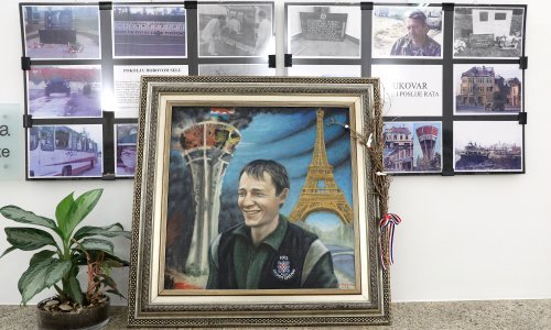 Majka Francuza ubijenog na Ovčari: Moj sin nije Penavin glumac!