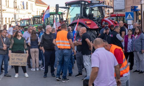 Traktori na ulicama: Slavonski poljoprivrednici najavljuju 'oluju svih oluja'