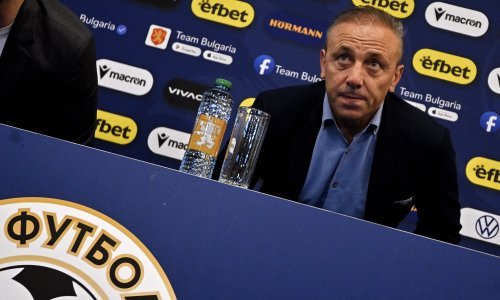 Bugari 'potjerali' Srbina i za izbornika postavili nogometnu legendu