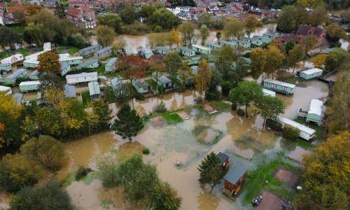 Šest mrtvih, promet u kaosu: Pogledajte što je Europi učinila oluja koja nam noćas stiže