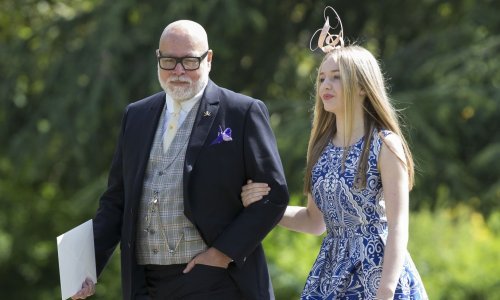 Stižu li još jedni memoari koji će poljuljati odnose u kraljevskoj obitelji?