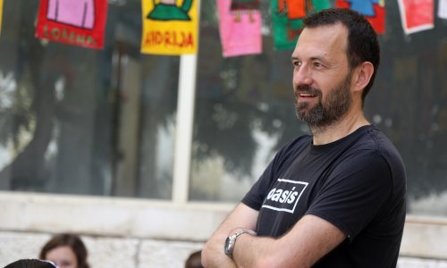 Bivši šef Dinama tuži Nika Titanika zbog karikature