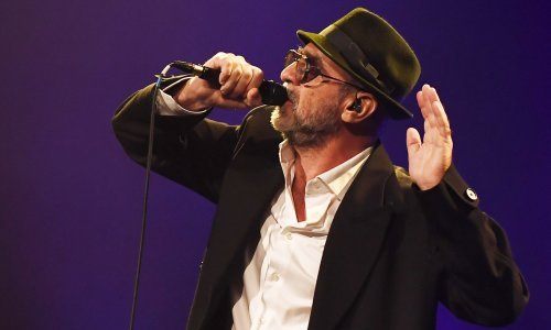 Bio je jedan od najboljih nogometaša svog vremena, a sad se bacio u pjevačke vode