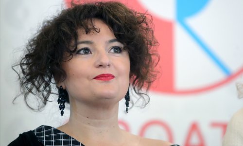 Nagrada 'Dragutin Tadijanović' pjesnikinji i glazbenici Zrinki Posavec