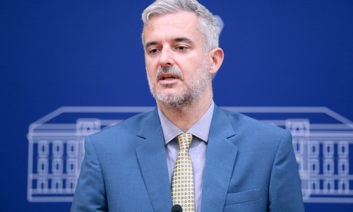 Raspudić: Na Trešnjevci vrana proguta otrovan sadržaj iz vrećica za smeće pa crkne