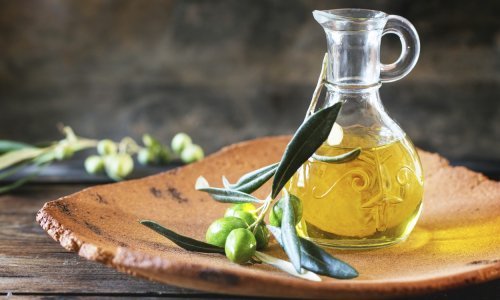 Čak 93% skuplje! Cijena maslinovog ulja u Hrvatskoj stalno raste, dok u ostatku Europe pada