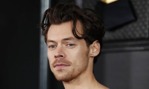 Harry Styles ošišao svoje loknice i postao pravi 'zločesti dečko'