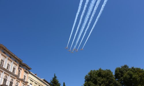 Iznad Pule danas prelet MiG-ova 21 i Krila Oluje