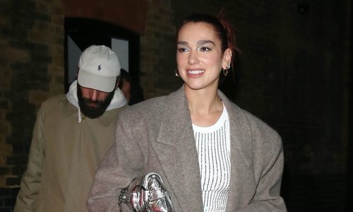 Uz oversized kaput Dua Lipa isfurala hlače u kojima nećete proći nezapaženo