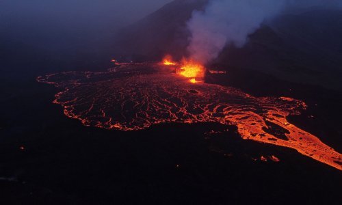 Na Islandu proglašeno izvanredno stanje, prijeti erupcija vulkana