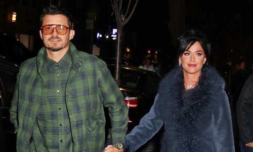 Od baršuna i perja: Chic kaput slavne pjevačice sjajna je alternativa