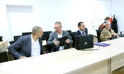 Policajci koji su odavali podatke iz tajnih istraga dobili ukupno 8,5 godina zatvora