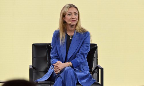 Whitney Wolfe Herd: Kako je bivša šefica Bumblea promijenila 'dating' scenu