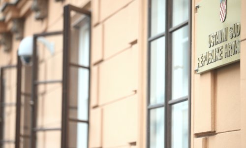 Ustavni sud: Ukidanje mjere roditelja odgojitelja nije protuustavno