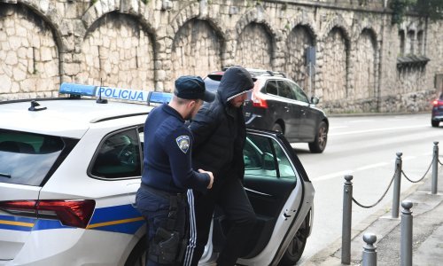 Policija sazvala izvanrednu konferenciju: Doznat će se detalji prevare s kriptovalutama