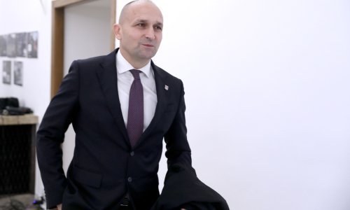 Anušić stigao u Sabor: 'Moram malo snimiti situaciju'