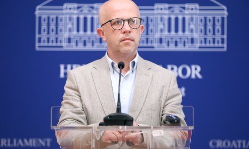 Daus: Država ne zna kojom imovinom raspolaže i ne vjeruje sama sebi