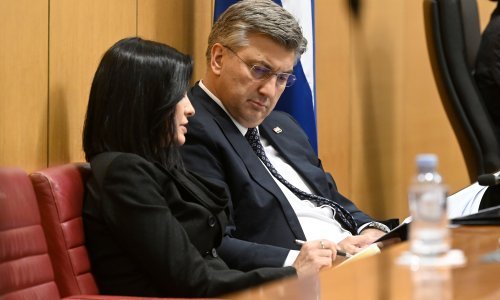 Plenković: Ova inicijativa je parazitiranje na afričkoj svinjskoj kugi