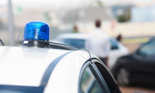 Vozač Mercedesa Likom jurio 230 km/sat, kažnjen sa 660 eura i zabranom vožnje