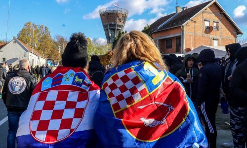 Na vukovarskoj koloni sjećanja deseci tisuća građana, pogledajte kakva je bila atmosfera