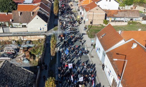 Penava tvrdi: 150 tisuća ljudi u najmasovnijoj koloni sjećanja u povijesti