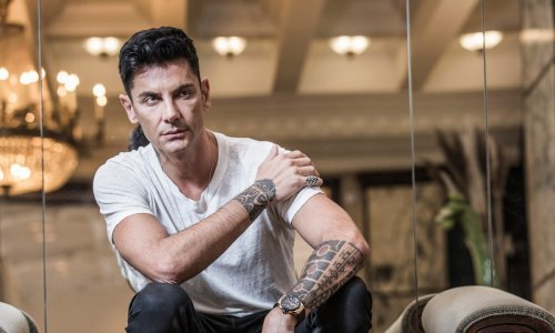 Maksim Mrvica osvanuo u neprepoznatljivom izdanju, fanovi komentiraju: 'Izgledaš umorno'