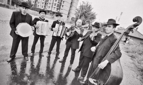 Rock'n'roma dernek: Kal nastupaju u Močvari 26. studenog