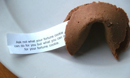 Što je zapravo 'fortune cookie'? Izmislili su ga Japanci, a najviše ga vole Amerikanci