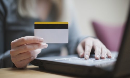 Hrvatska pri vrhu EU po broju bankomata, sve više ljudi koristi e-bankarstvo