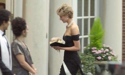 Prodaju se rekviziti i kostimi iz 'Krune', među njima je i replika Dianine 'osvetničke haljine'