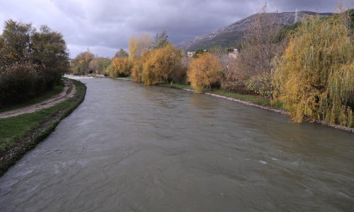 Zamućena voda na izvoru rijeke Jadro, preporučuje se prokuhavanje vode