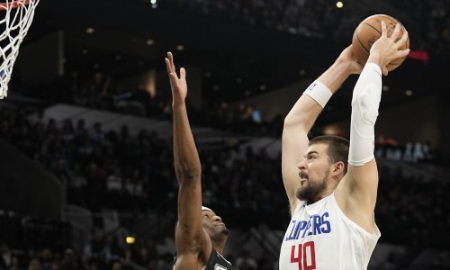 Evo kako je Hrvat Zubac zakucavao pored NBA nade visoke 224 cm; oduševio je kritičare