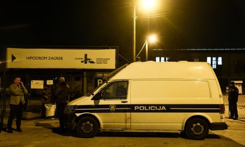 Drama na Hipodromu: Konji pod lokotom zbog neplaćanja najma. Došli policija i hitna