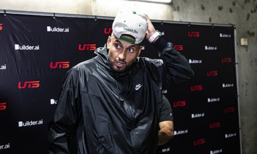 Nestašnog Australca pitali postoje li izvanzemaljci, odgovor će odjeknuti Srbijom