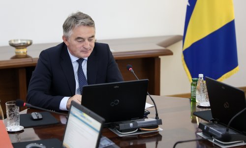 Komšić: Moramo utvrditi istinu o navodnim terorističkim ćelijama u BiH
