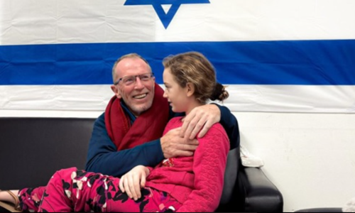 Irci dirnuti oslobađanjem male Emily: 'Rođendan je proslavila u tunelima Gaze'