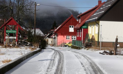 Porast naoblake sa zapada, u Gorskom kotaru susnježica