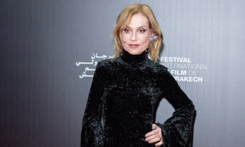 Kakav stajling: Prekrasna Francuskinja i sa 70 briljira modnim stilom