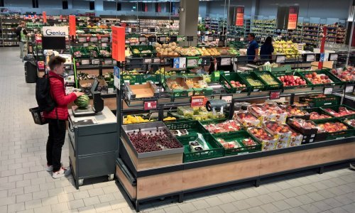 Komad ovog povrća u popularnim supermarketima košta više nego litra goriva