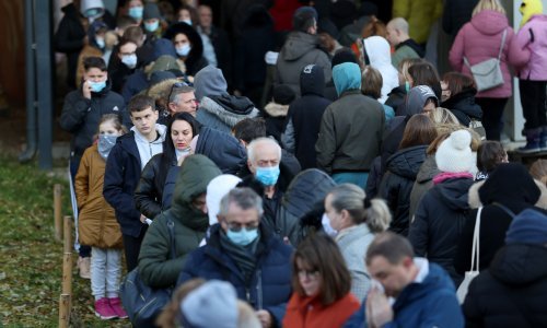 Veliki redovi za testiranje na hripavac, svaki treći zaražen